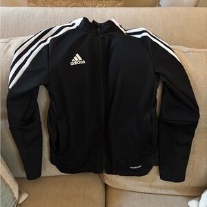 Boys Adidas black jacket size 9/10 with zippered pockets